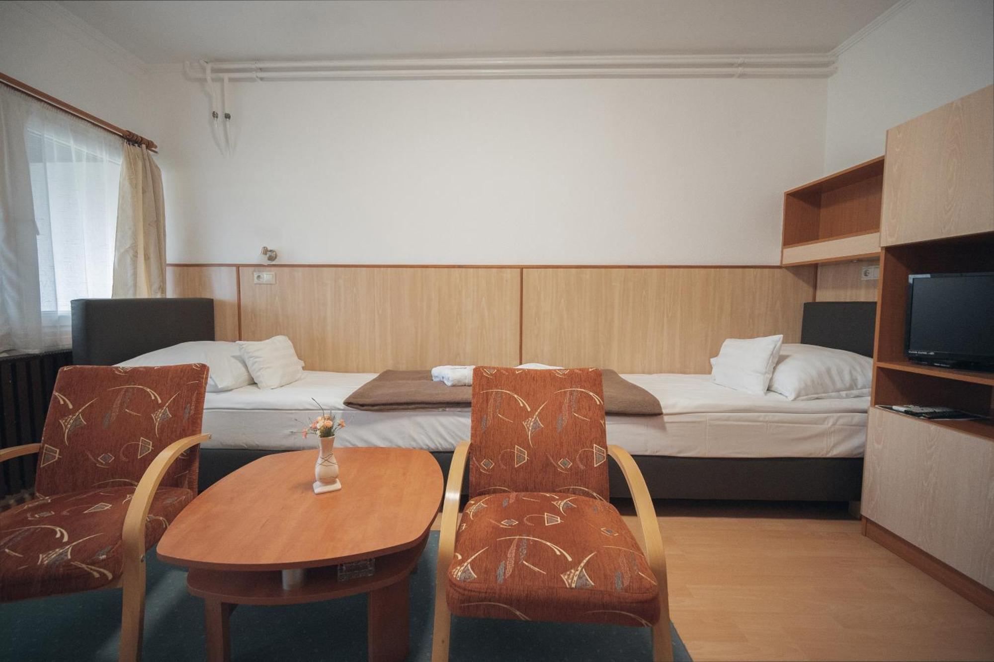 Hoforras Hotel 귤러 외부 사진