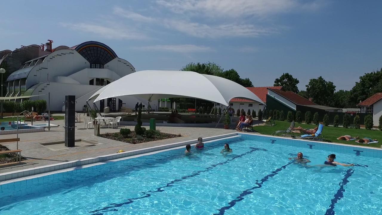 Hoforras Hotel 귤러 외부 사진